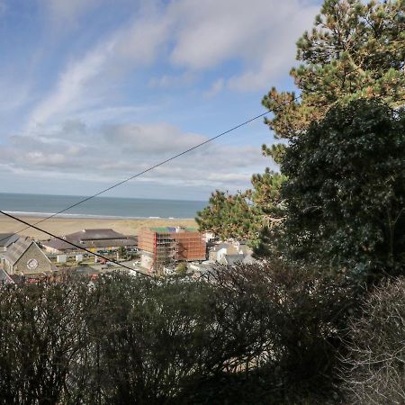 Seaview Apartment Barmouth Buitenkant foto