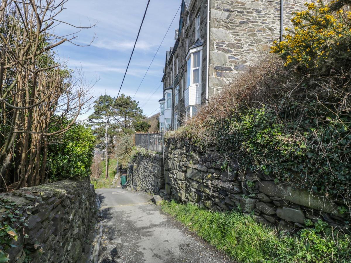 Seaview Apartment Barmouth Buitenkant foto